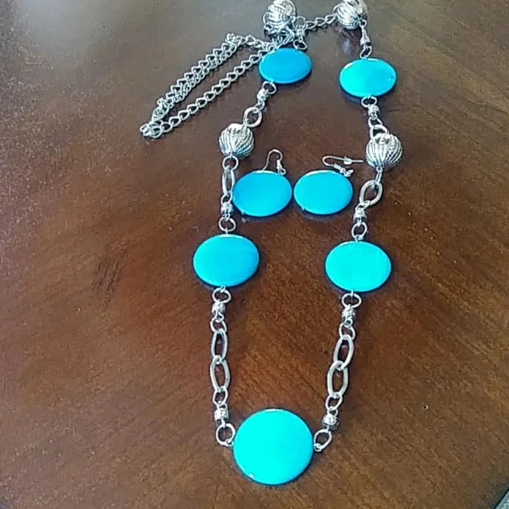 Earrings and Necklace‎ Set